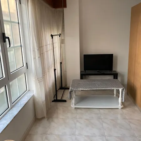 Gamela - Cocina Compartida - Bano Privado- Esteiro フェロル